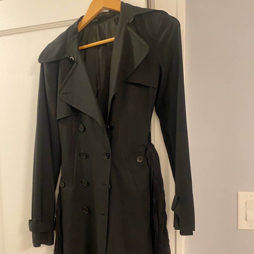 Black Theory trench size M.